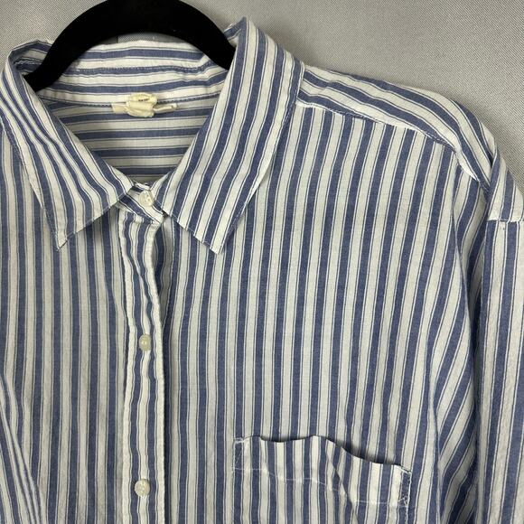 Women's EUC a.n.a Chambray Blue White Striped Casual Button Up Cotton Blouse 0X - Picture 1 of 5